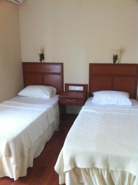 Silva Hotel Ayvalı Quarto foto